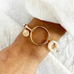 Load image into Gallery viewer, Chunky Link Design with Circle Charm  Bracelet
