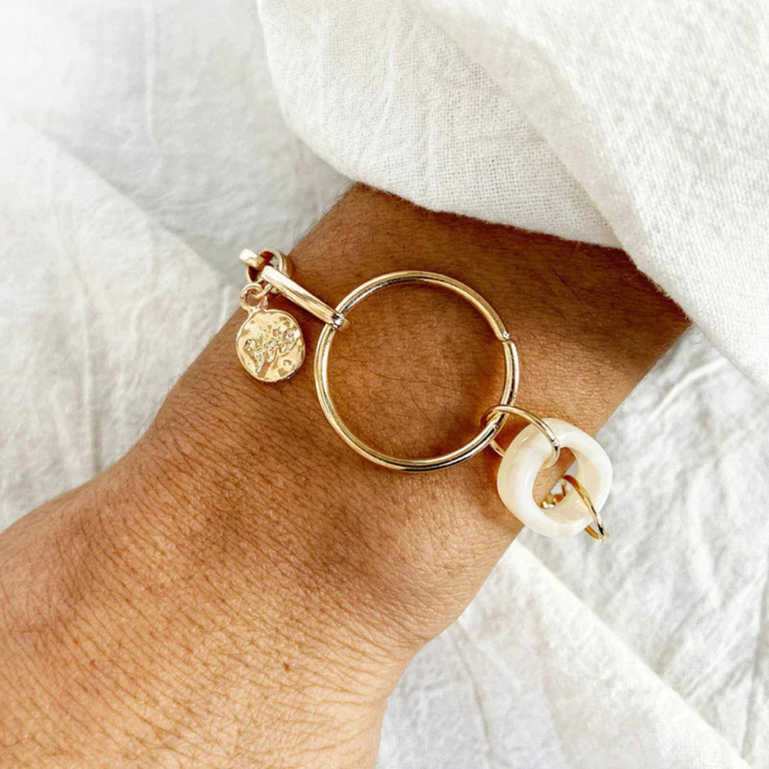Chunky Link Design with Circle Charm  Bracelet