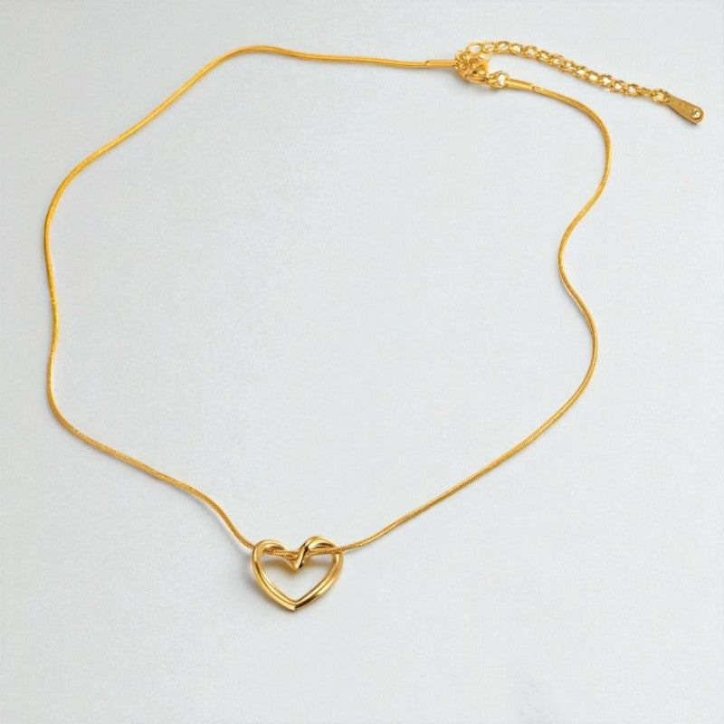 Minimalist Gold Heart Necklace