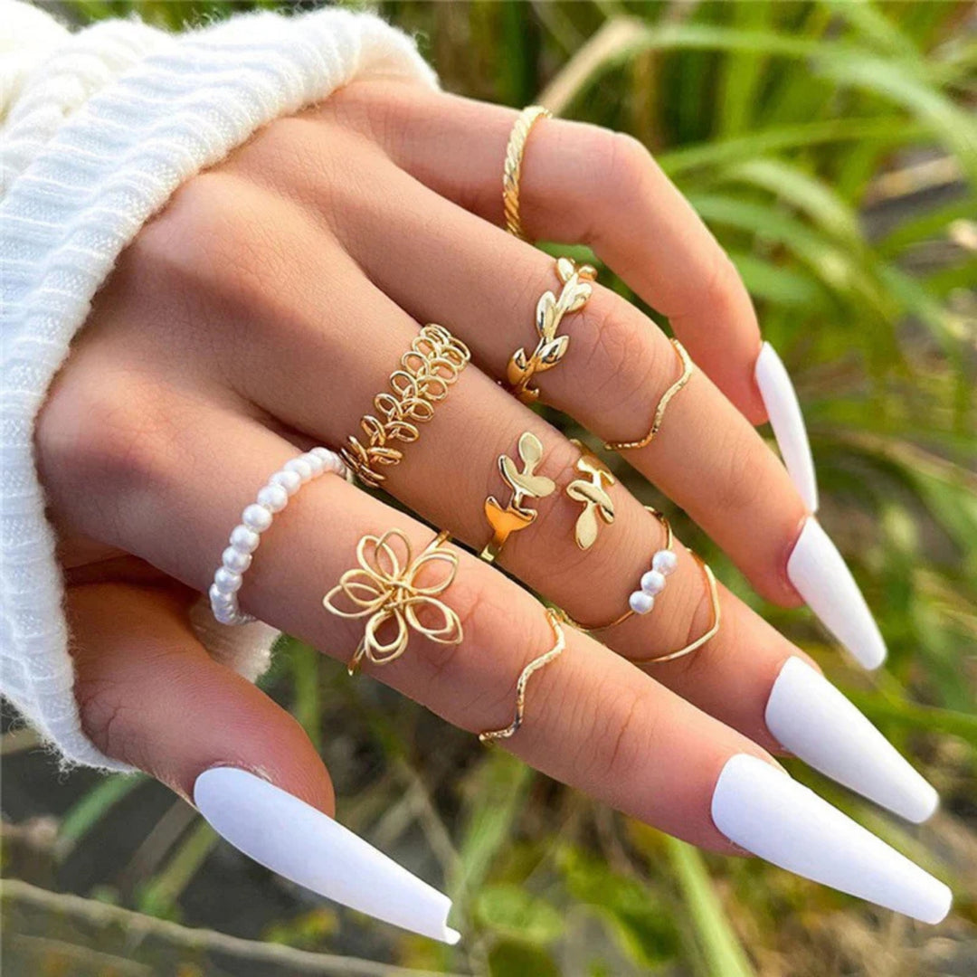 Chic & Stackable Set of 10 Gold Rings