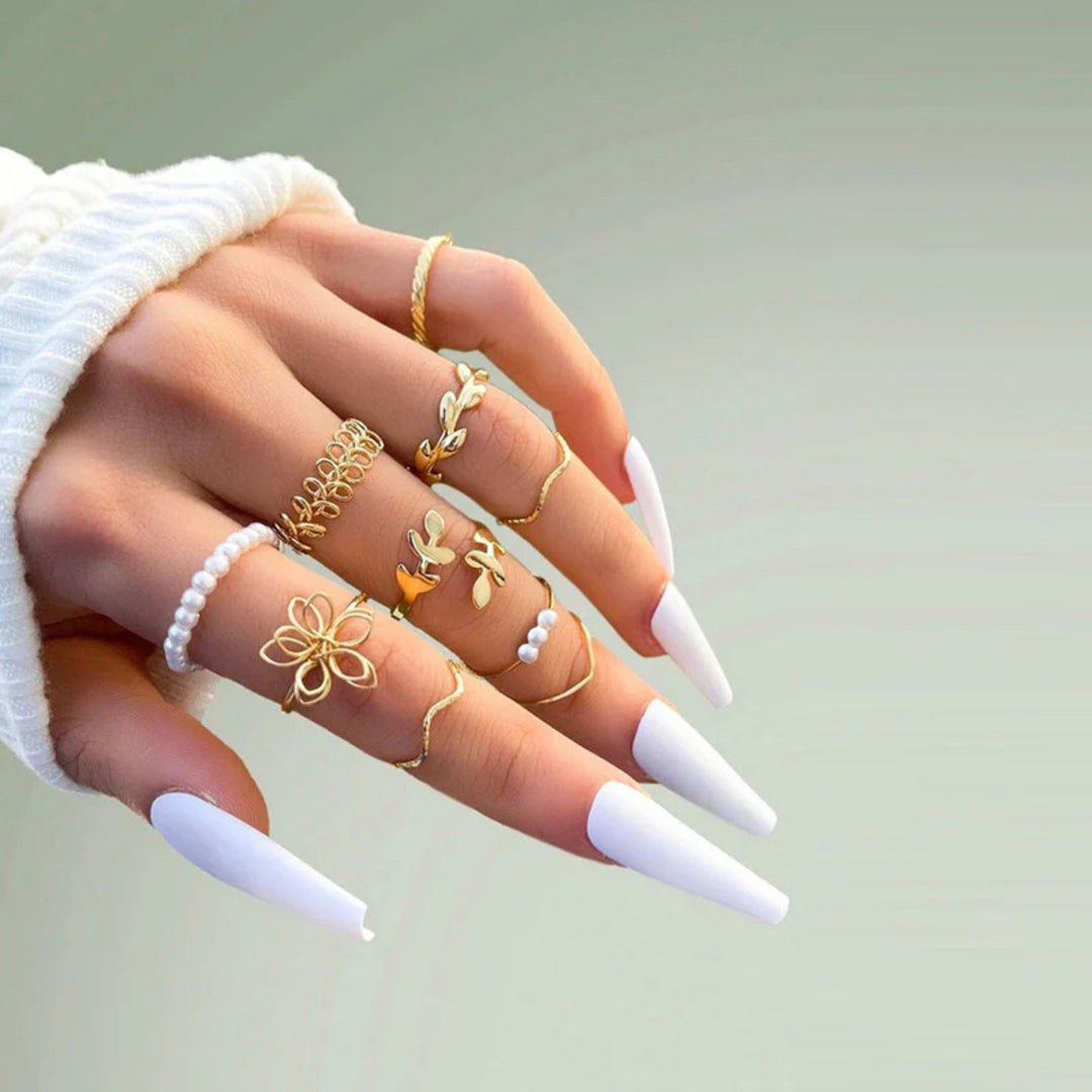 Chic & Stackable Set of 10 Gold Rings